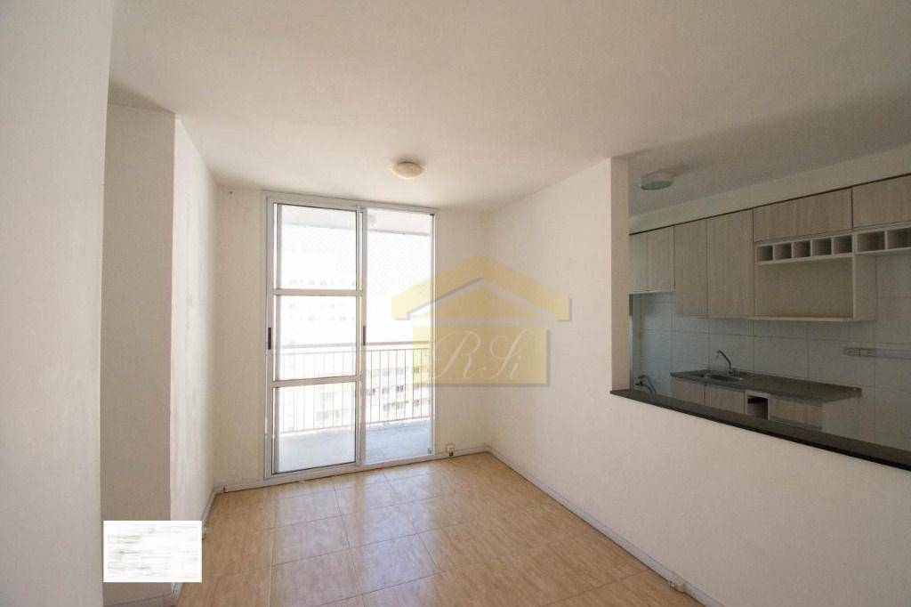 Apartamento à venda com 3 quartos, 69m² - Foto 1