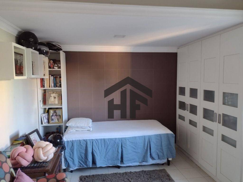 Apartamento à venda com 4 quartos, 194m² - Foto 14