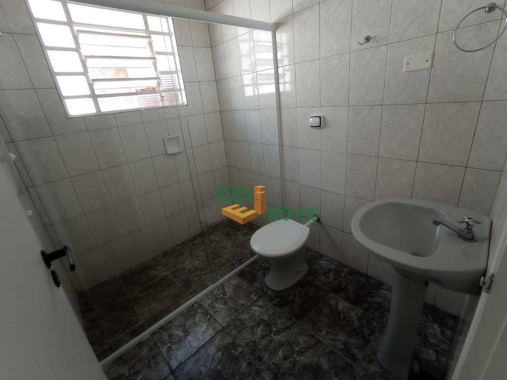 Casa à venda com 3 quartos, 141m² - Foto 15