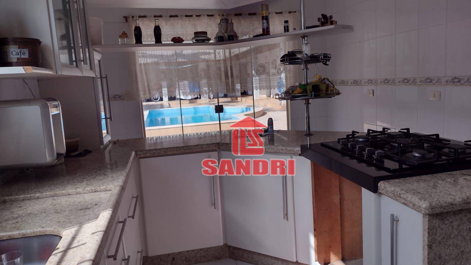 Casa à venda com 4 quartos, 135m² - Foto 22