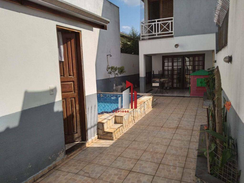 Sobrado à venda com 3 quartos, 152m² - Foto 33