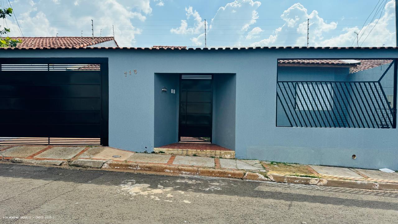 Casa à venda com 1 quarto, 360m² - Foto 1