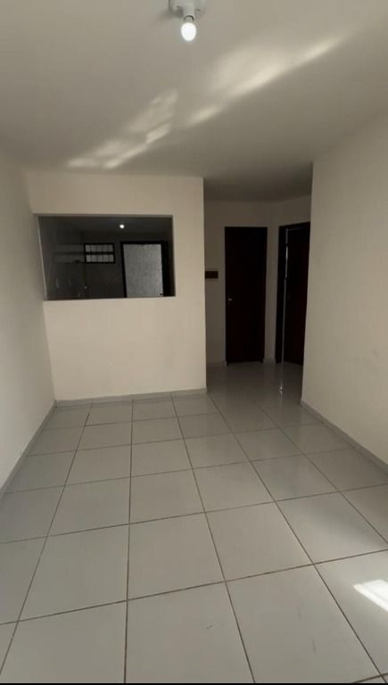 Casa de Condomínio à venda com 2 quartos, 53m² - Foto 2