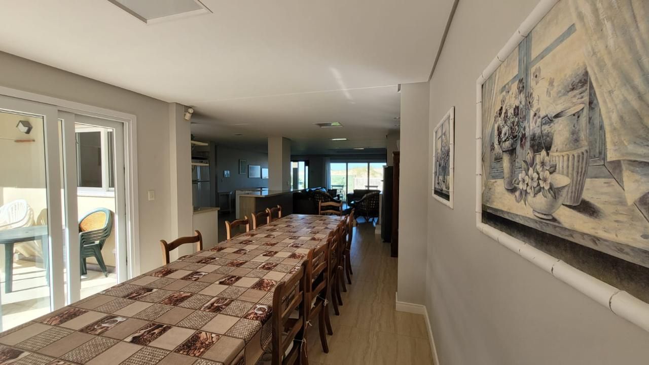 Casa à venda com 6 quartos, 315m² - Foto 16