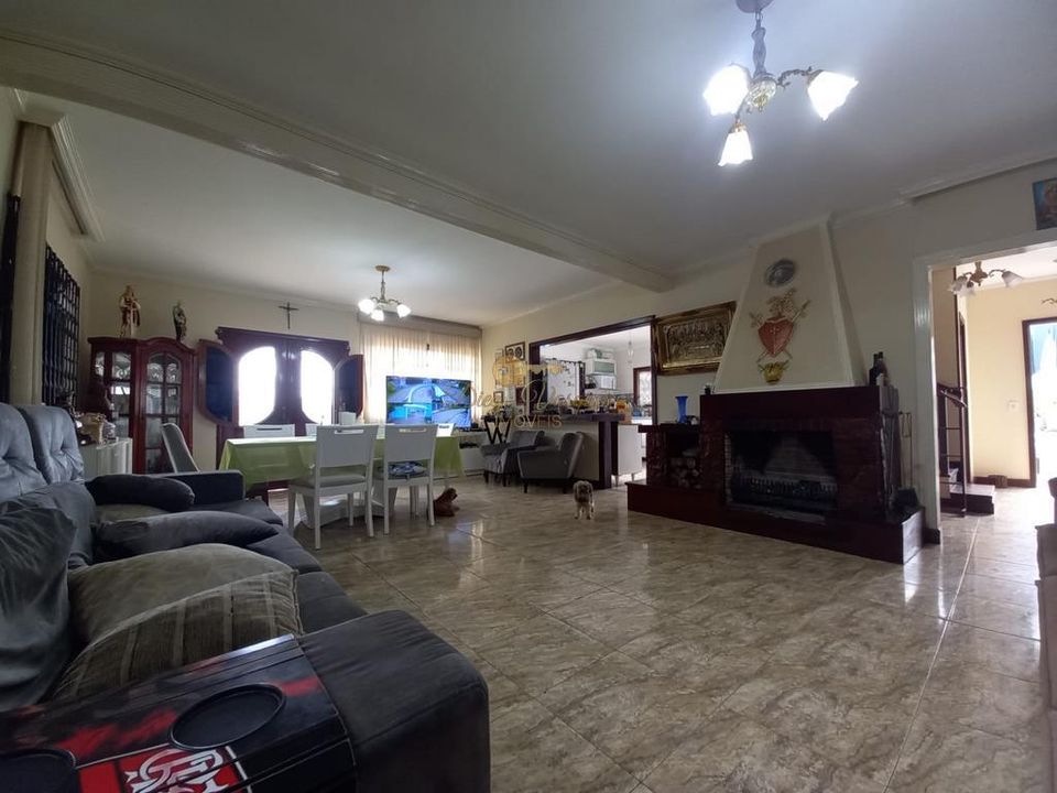 Casa à venda com 4 quartos, 800m² - Foto 8