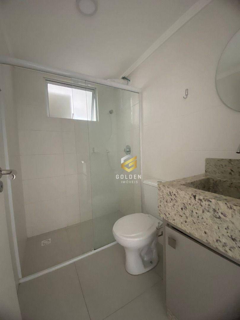 Apartamento à venda com 2 quartos, 70m² - Foto 6