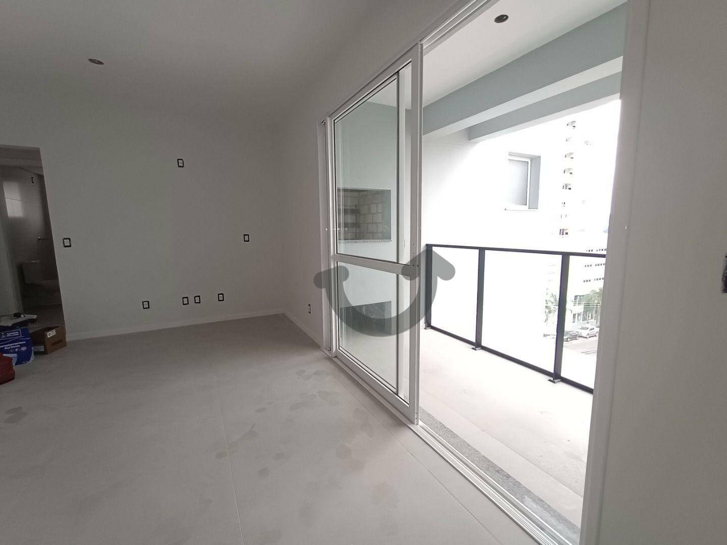 Apartamento à venda com 2 quartos, 87m² - Foto 5