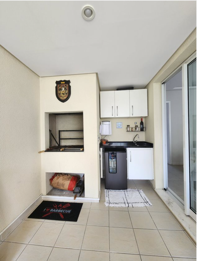 Apartamento à venda com 3 quartos, 142m² - Foto 3