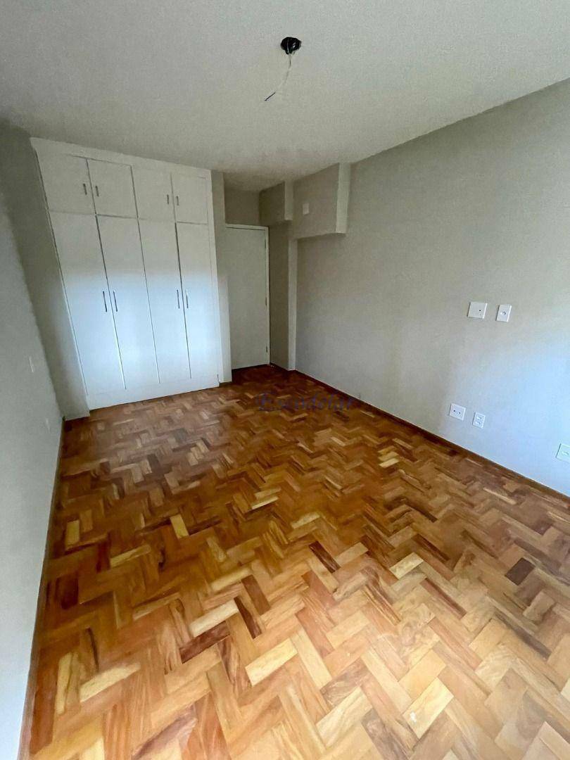 Apartamento à venda com 2 quartos, 104m² - Foto 3