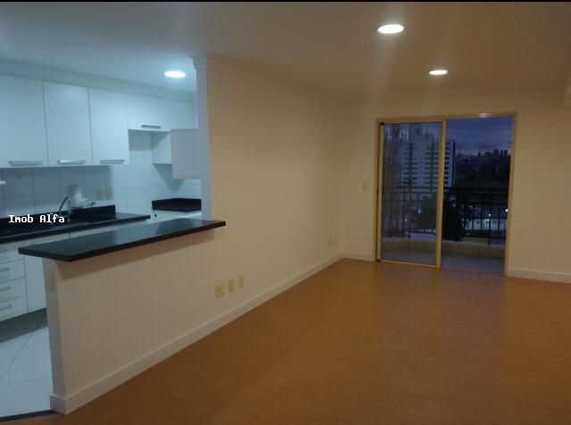 Apartamento para alugar com 2 quartos, 90m² - Foto 10