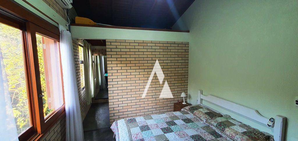 Casa de Condomínio à venda com 6 quartos, 320m² - Foto 15