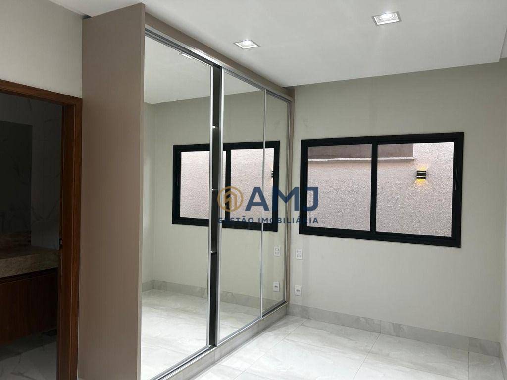 Sobrado à venda com 4 quartos, 270m² - Foto 24