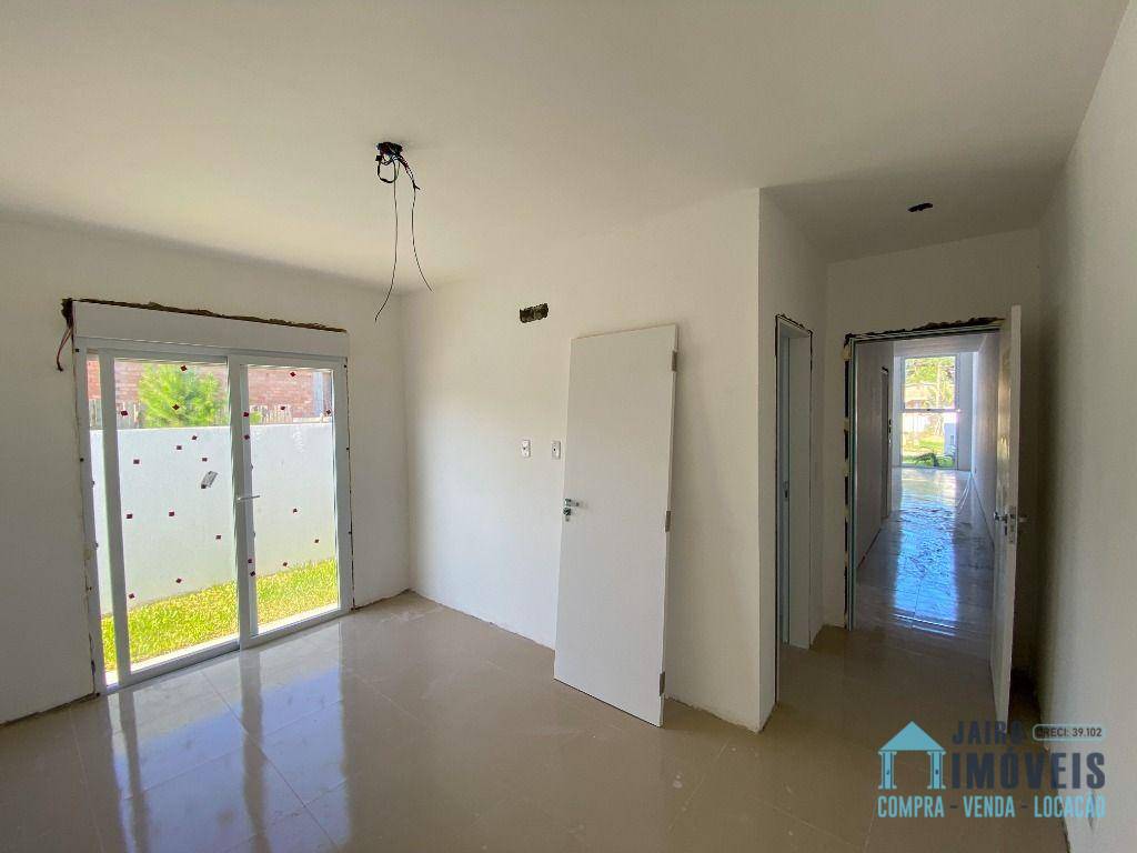 Casa à venda com 2 quartos, 71m² - Foto 13