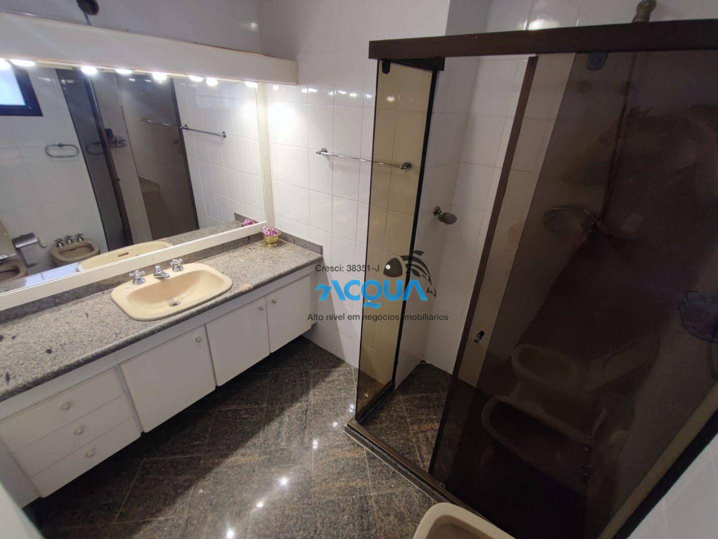 Apartamento à venda com 3 quartos, 160m² - Foto 13