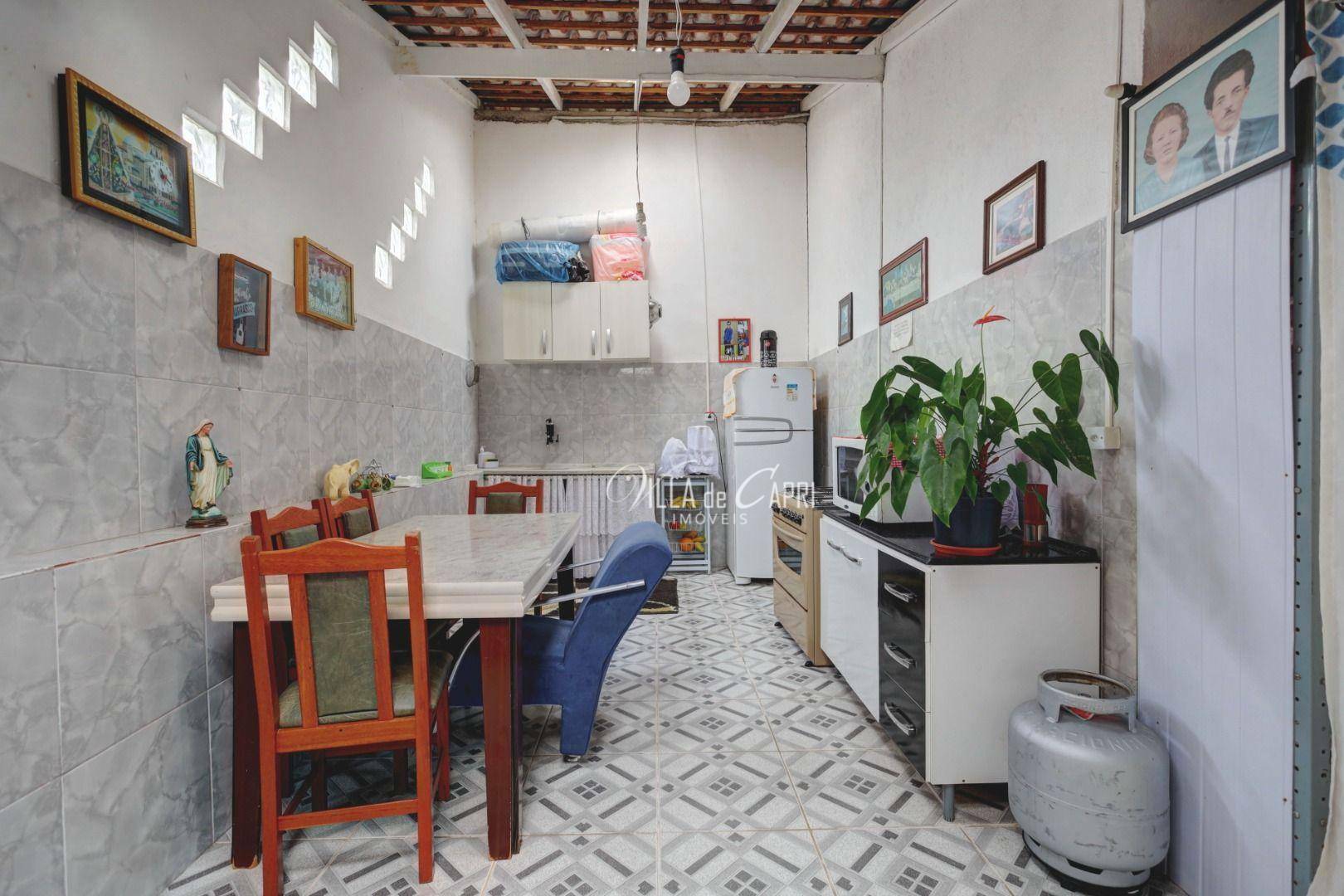 Casa à venda com 3 quartos, 62m² - Foto 11