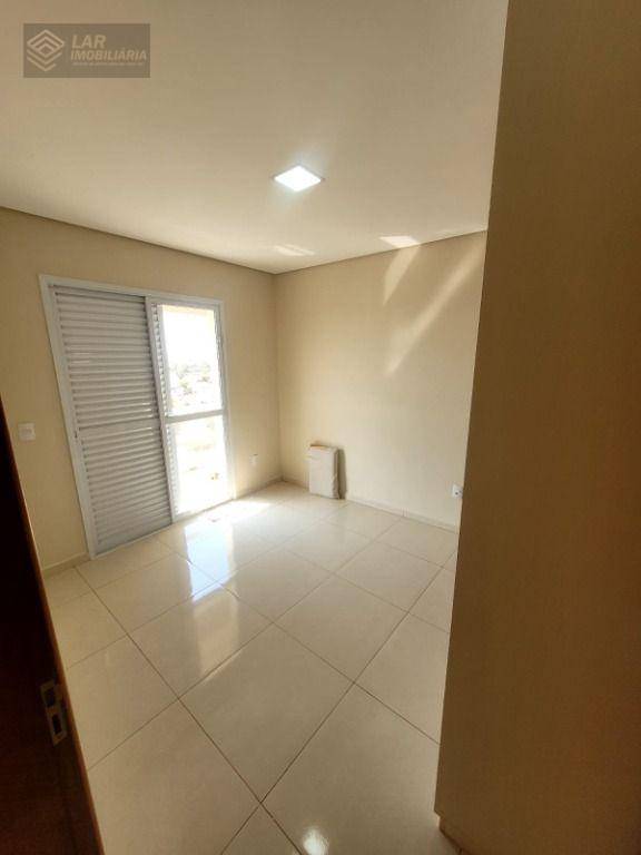 Apartamento para alugar com 2 quartos, 77m² - Foto 12