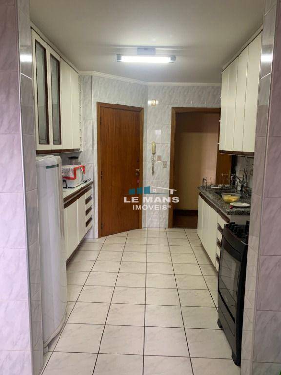 Apartamento à venda com 3 quartos, 127m² - Foto 15