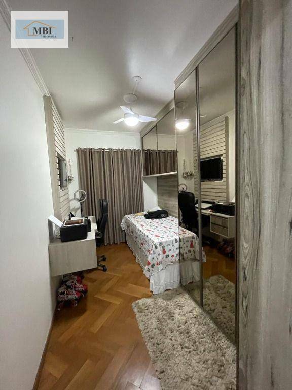 Sobrado à venda com 3 quartos, 200m² - Foto 16