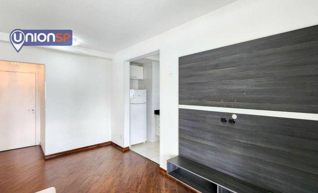 Apartamento à venda com 1 quarto, 55m² - Foto 2