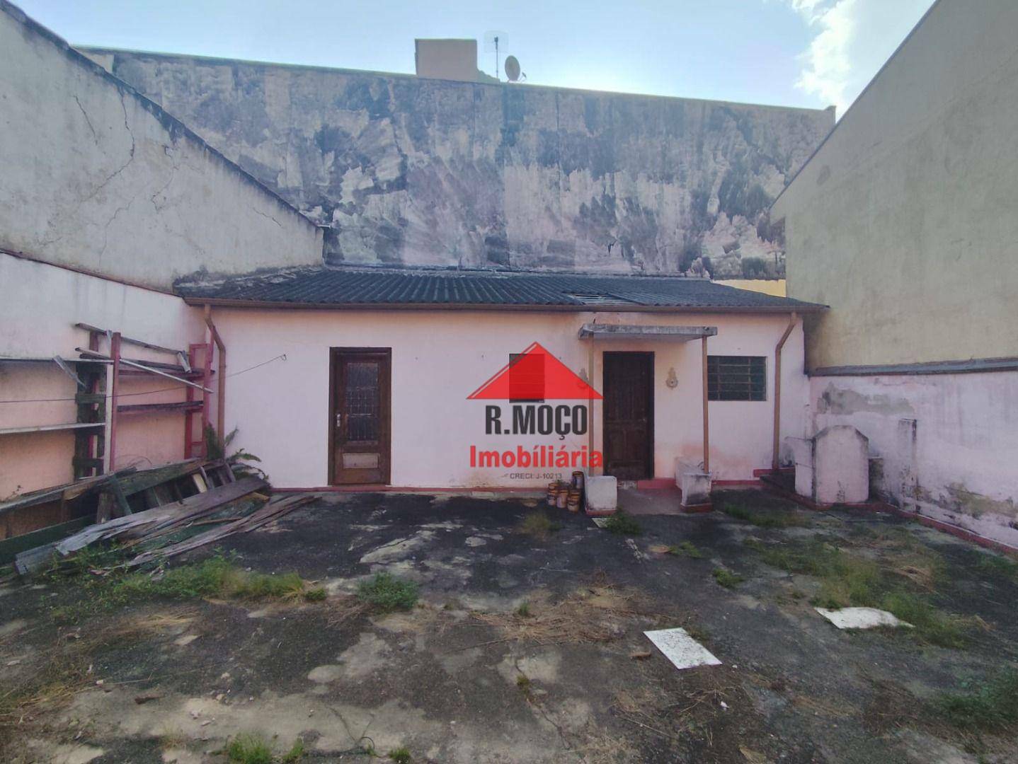 Casa para alugar com 2 quartos, 151m² - Foto 9