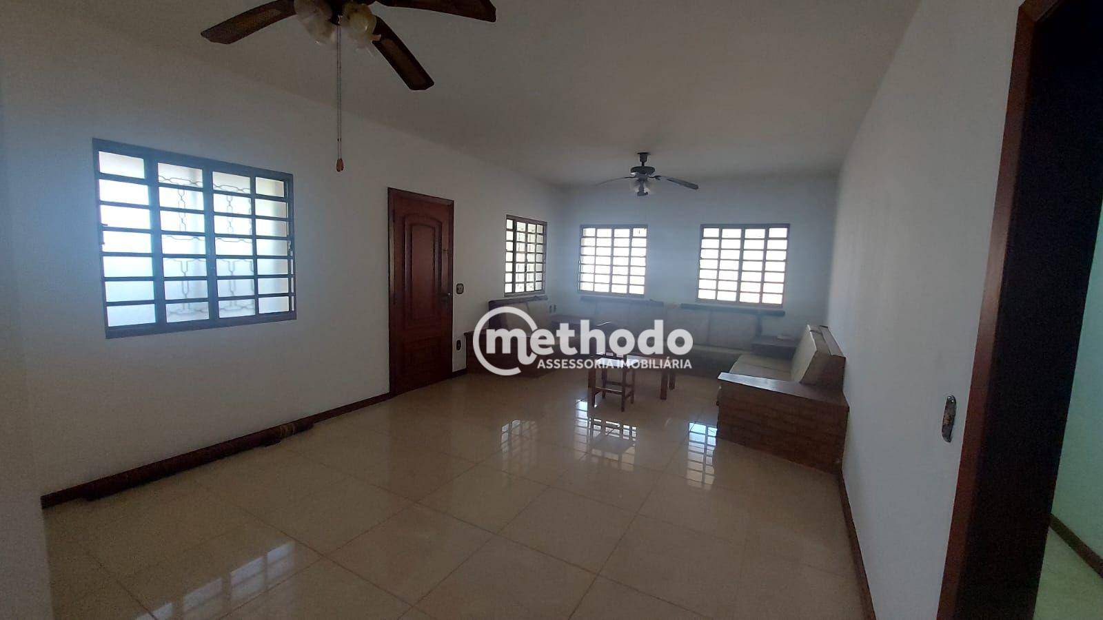 Casa de Condomínio à venda com 3 quartos, 250m² - Foto 6