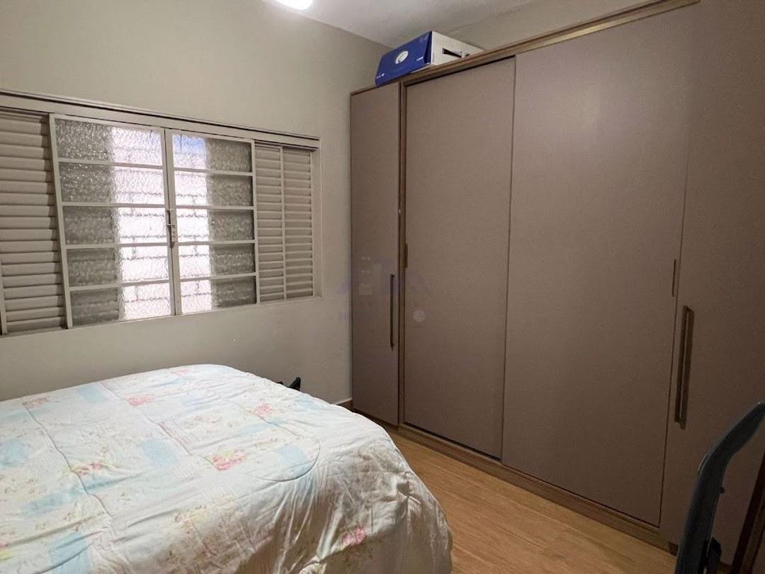 Casa à venda com 3 quartos, 190m² - Foto 13
