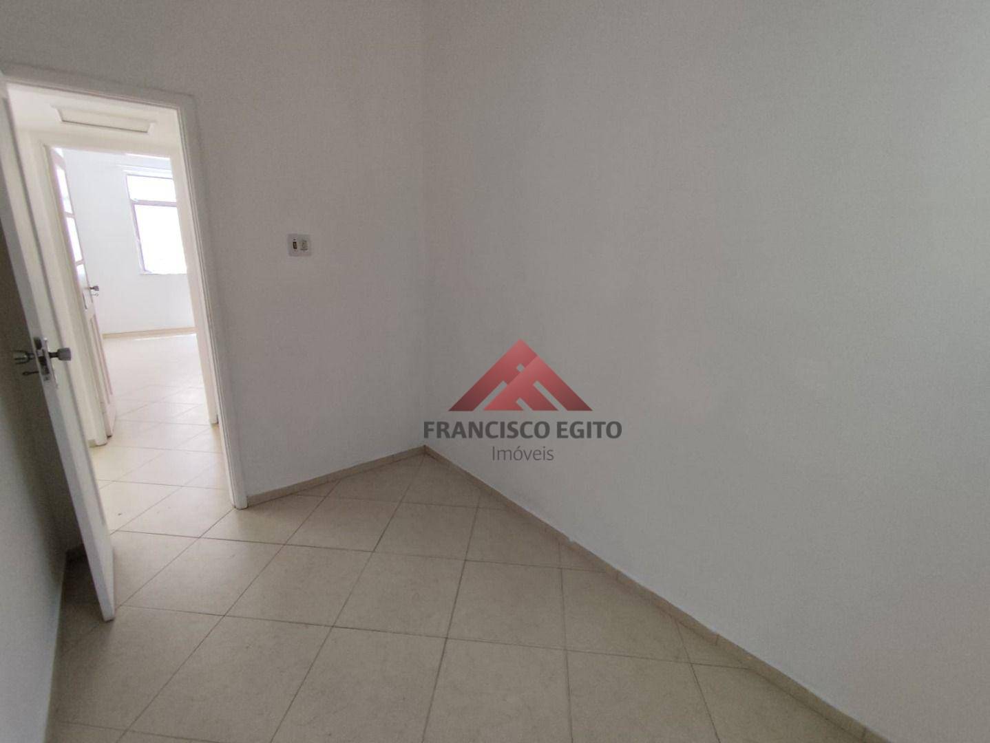 Apartamento à venda e aluguel com 2 quartos, 60m² - Foto 13