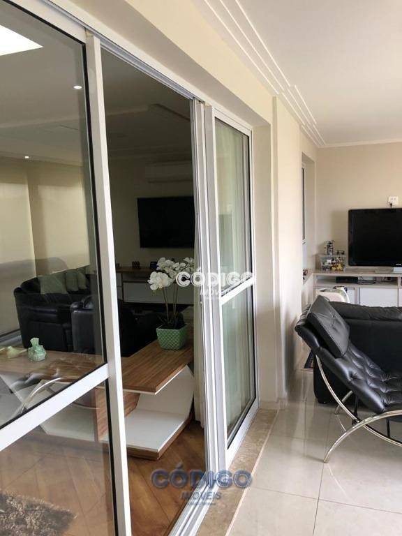 Apartamento à venda com 3 quartos, 194m² - Foto 2