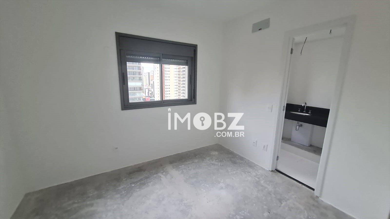 Apartamento à venda com 4 quartos, 246m² - Foto 11