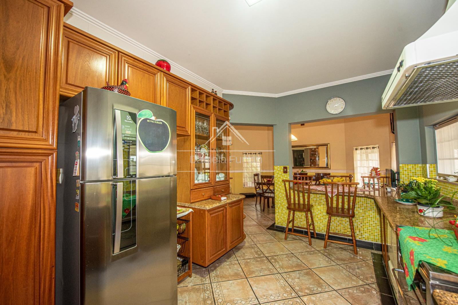 Casa de Condomínio à venda com 3 quartos, 621m² - Foto 8