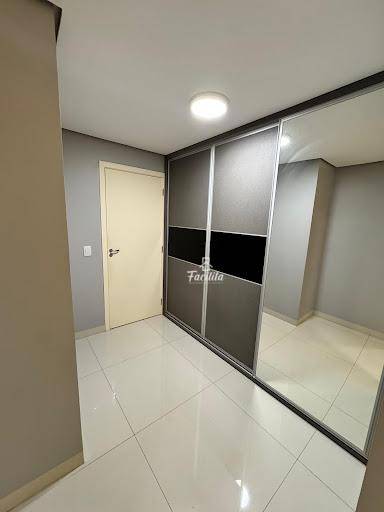 Apartamento para alugar com 3 quartos, 114m² - Foto 13