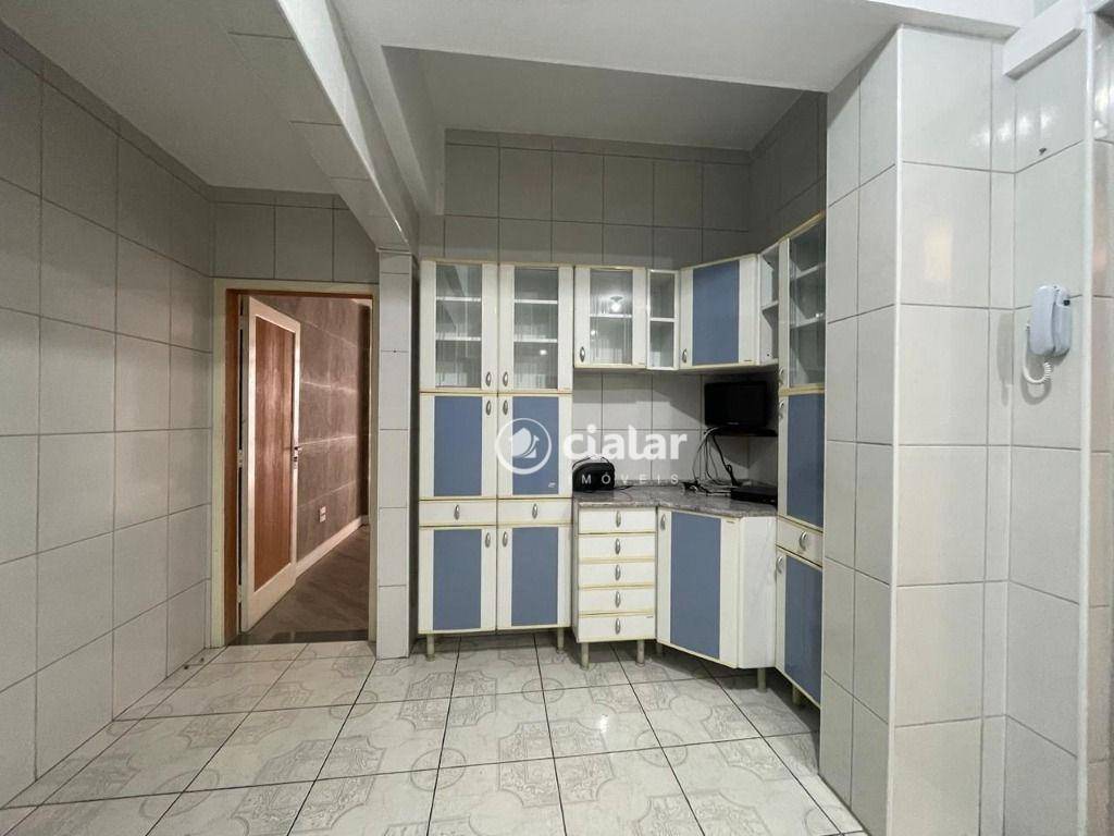 Apartamento à venda com 3 quartos, 230m² - Foto 18