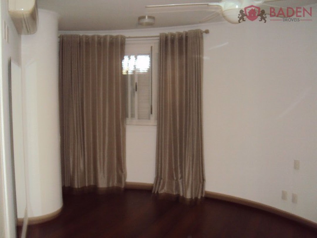 Apartamento à venda com 4 quartos, 230m² - Foto 29