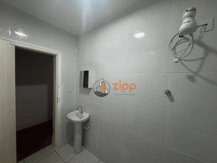 Casa para alugar com 2 quartos, 90m² - Foto 3