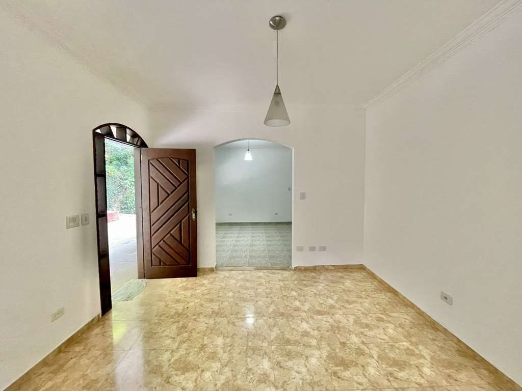 Casa à venda com 3 quartos, 230m² - Foto 13