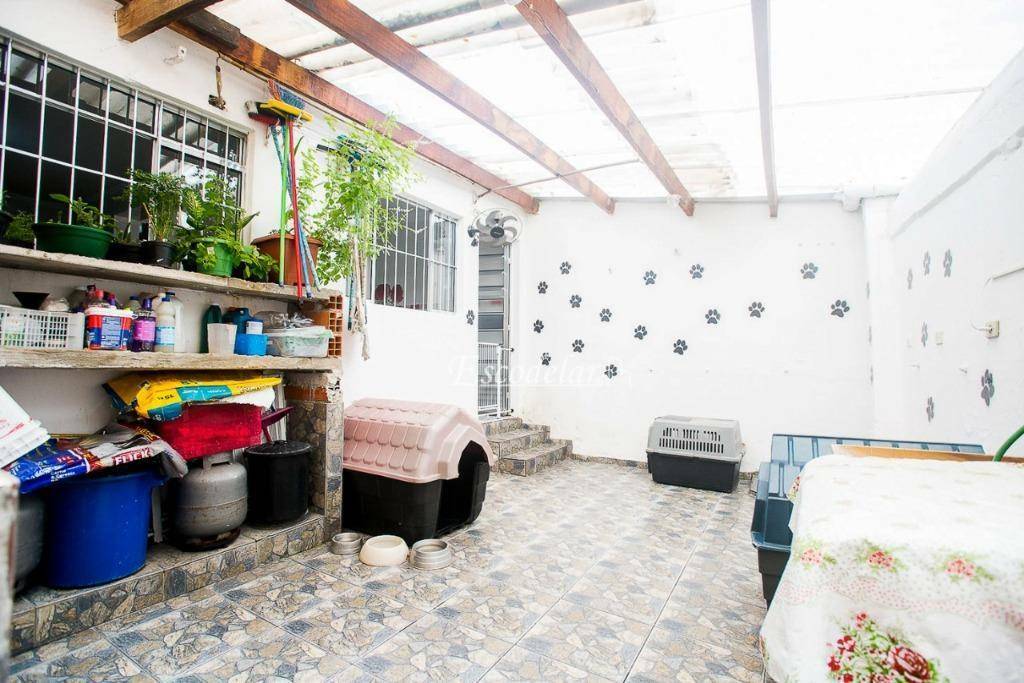 Sobrado à venda com 3 quartos, 209m² - Foto 2