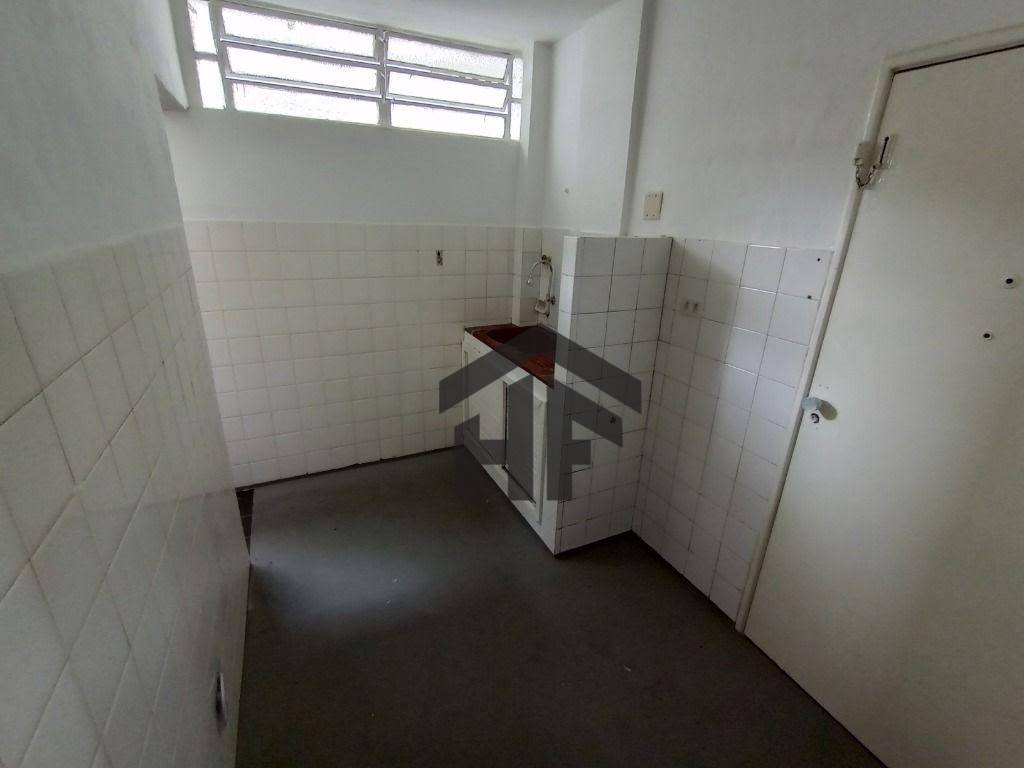 Apartamento à venda com 2 quartos, 74m² - Foto 13