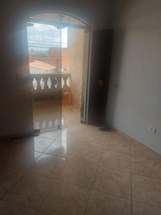 Casa à venda com 3 quartos, 260m² - Foto 2