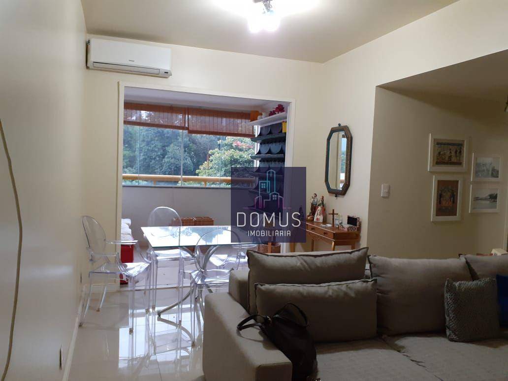 Apartamento à venda com 2 quartos, 68m² - Foto 1