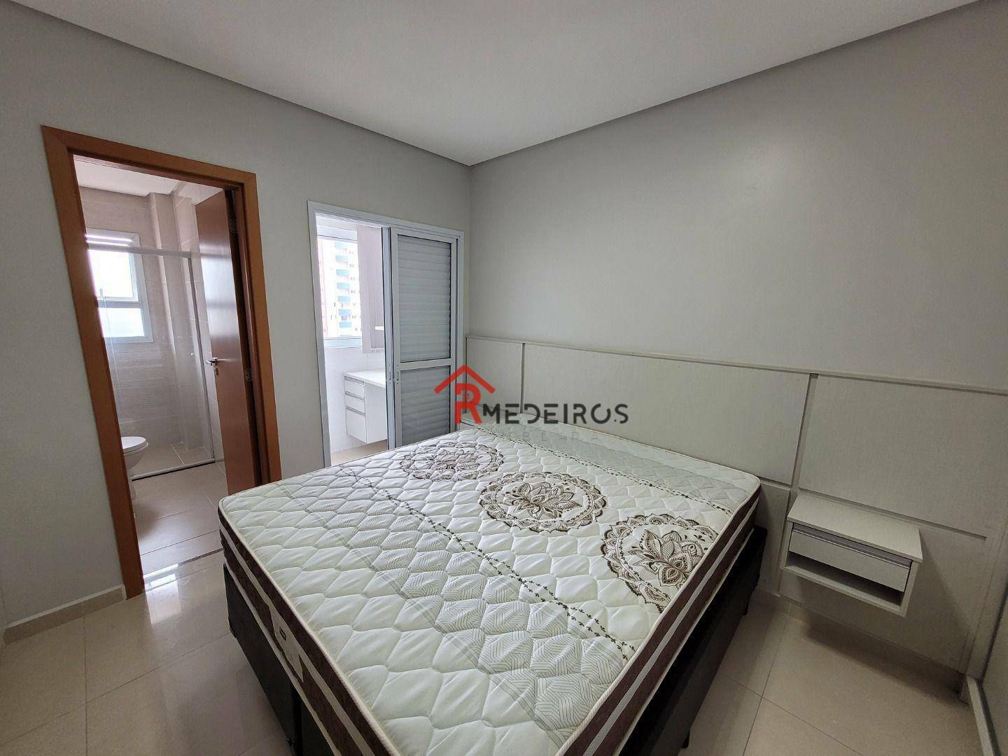 Apartamento à venda com 2 quartos, 78m² - Foto 14