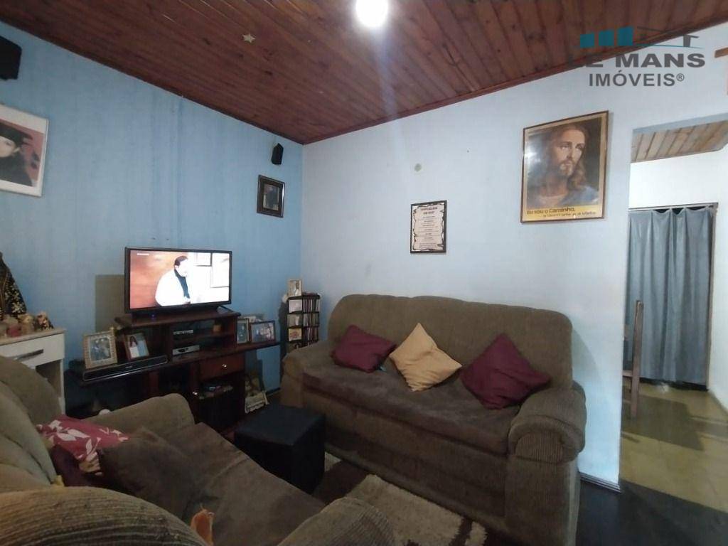 Casa à venda com 3 quartos, 132m² - Foto 2