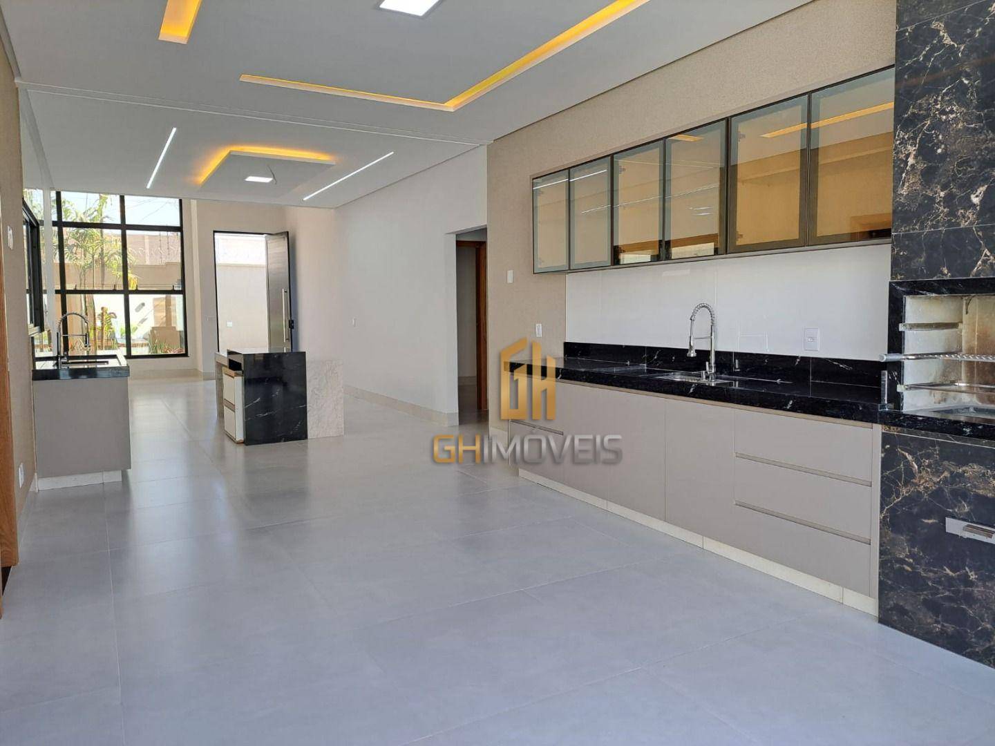 Casa à venda com 3 quartos, 180m² - Foto 7