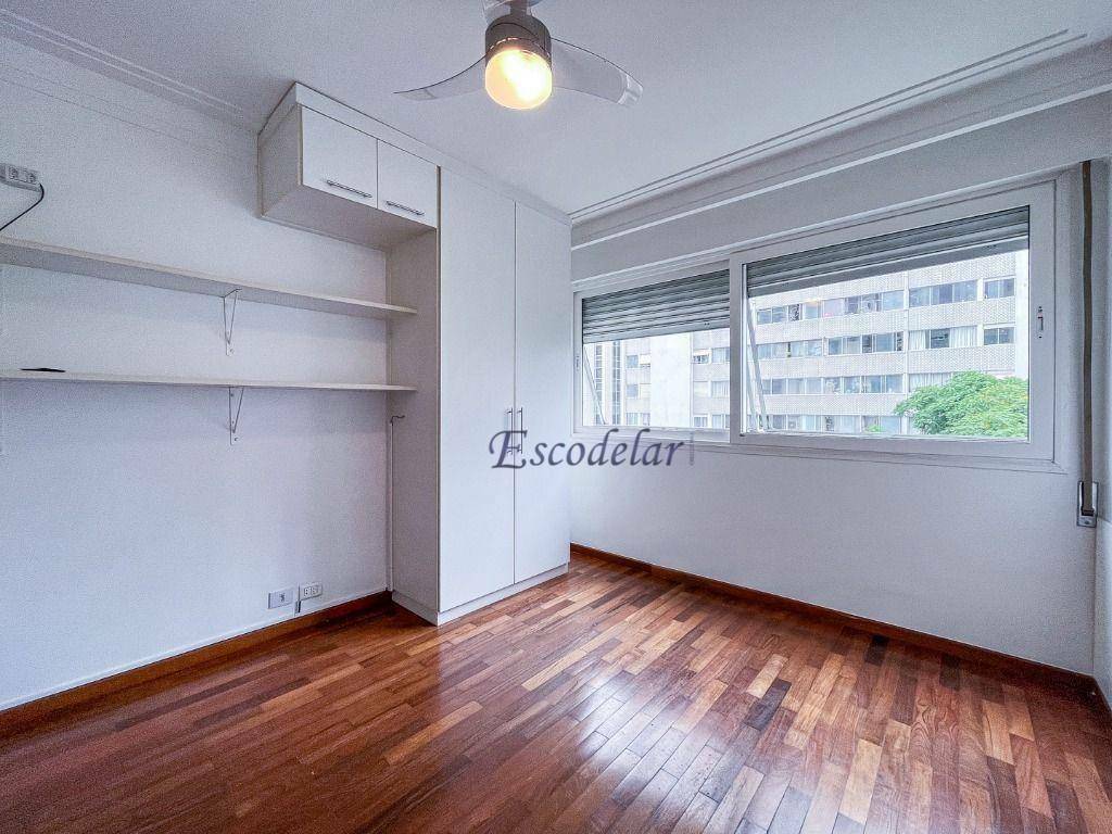 Apartamento à venda com 3 quartos, 200m² - Foto 16