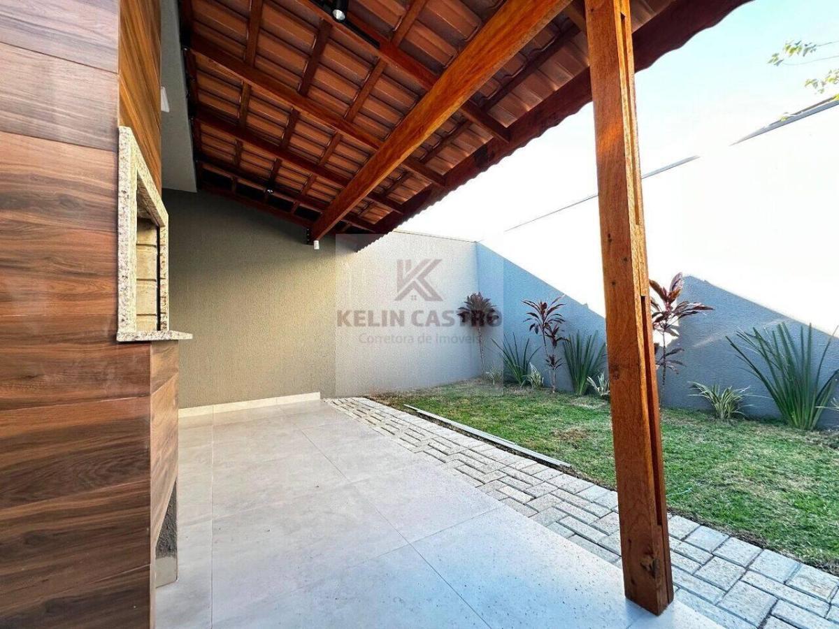 Casa à venda com 3 quartos, 105m² - Foto 8