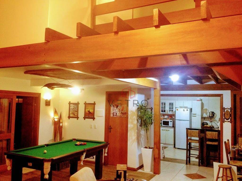 Casa à venda com 3 quartos, 189m² - Foto 4