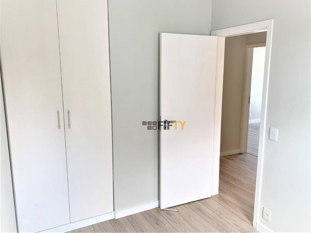 Apartamento à venda com 3 quartos, 87m² - Foto 19