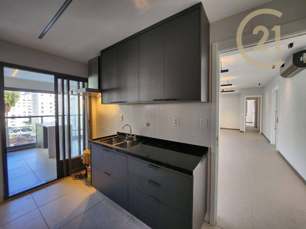 Apartamento à venda com 3 quartos, 162m² - Foto 4