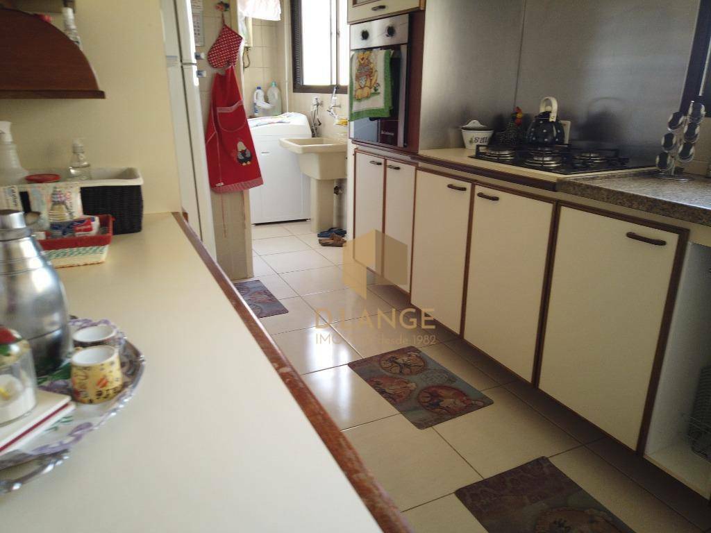 Apartamento à venda com 3 quartos, 95m² - Foto 18