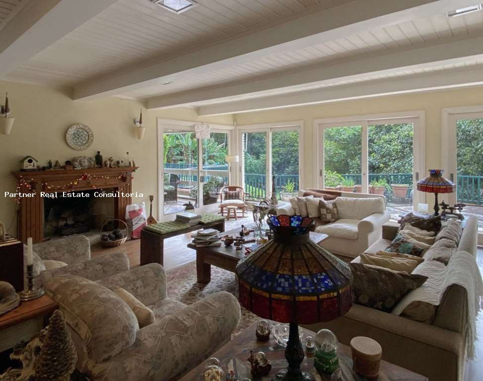 Casa à venda com 4 quartos, 3135m² - Foto 7