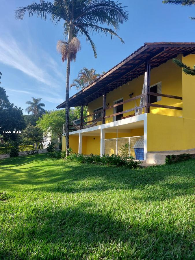 Fazenda à venda com 5 quartos, 870m² - Foto 1